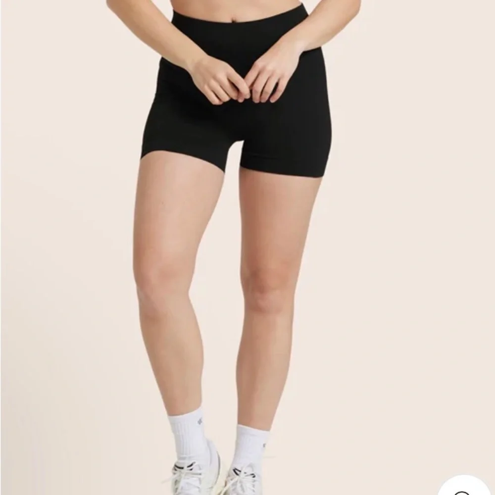 SET Active BUNDLE Women's Black and Maroon Bike Shorts - Picture 2 of 6